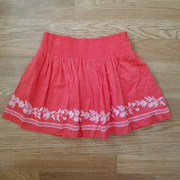 🌸Coral Embroidered Skirt🌸 - Picture 4 of 4